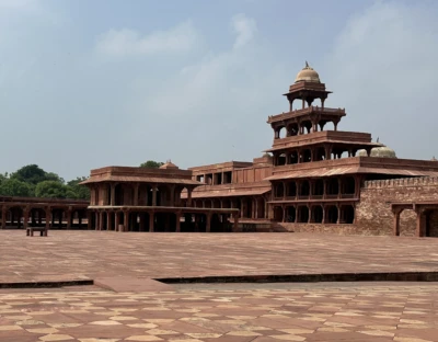 Fatehpur Sikri, 1571