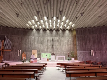 Iglesia del Colegio de la Asuncion en Cuestablanca, Miguel Fisac 1968