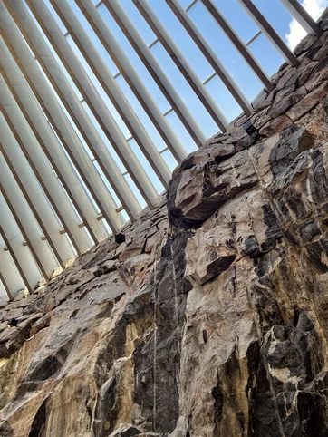 Temppeliaukio Church, Suomalainen 1969